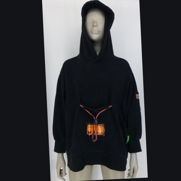 Ariaviga Black Hoodie - Has a Hole - Picture 1 of 14